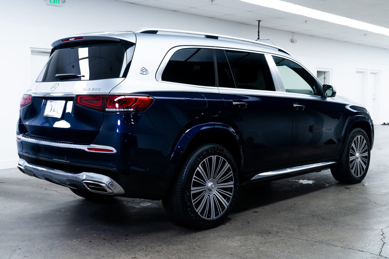 Used 2022 Mercedes-Benz Maybach GLS 600 4MATIC image 6