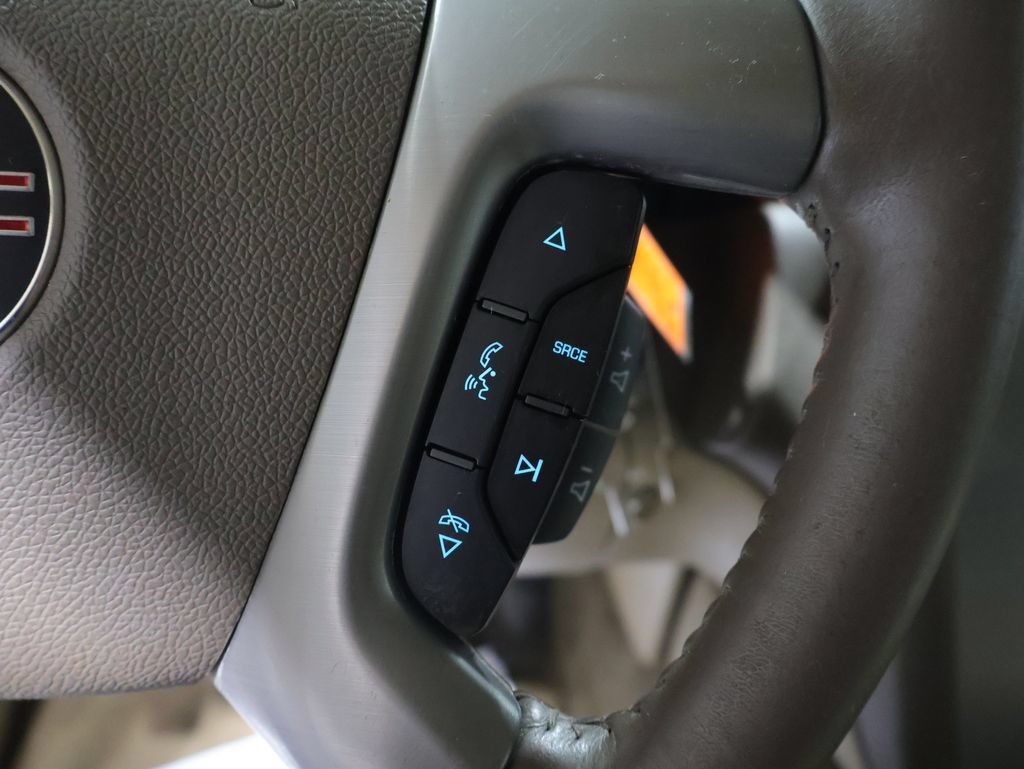 Used 2013 GMC Yukon SLT w/ SLT-2 Equipment Package AWD/4WD image 34
