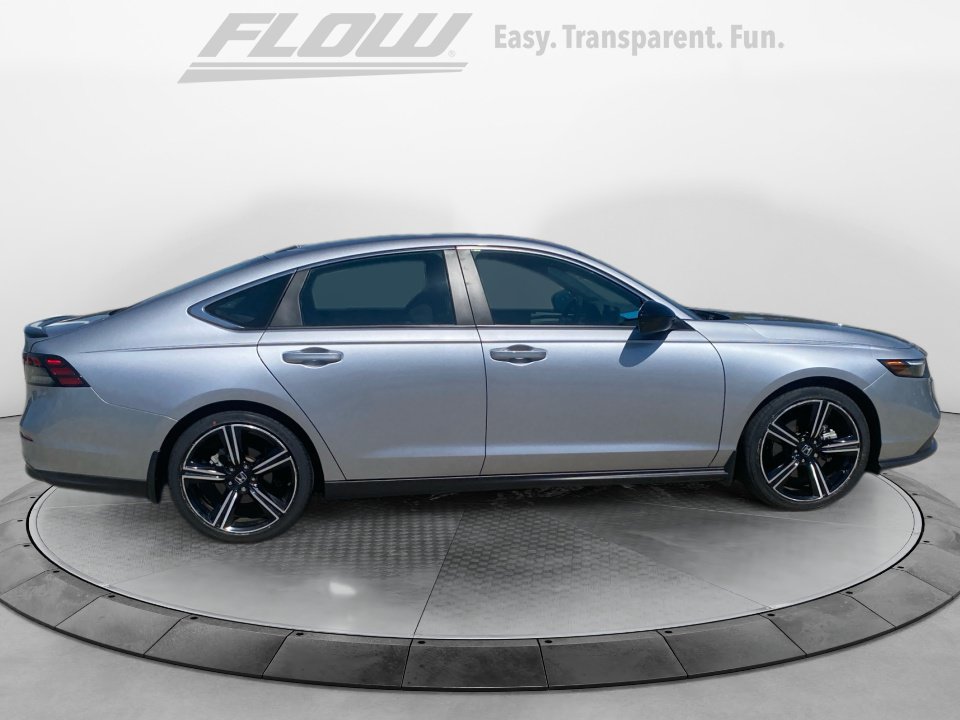 Used 2023 Honda Accord Sport image 10