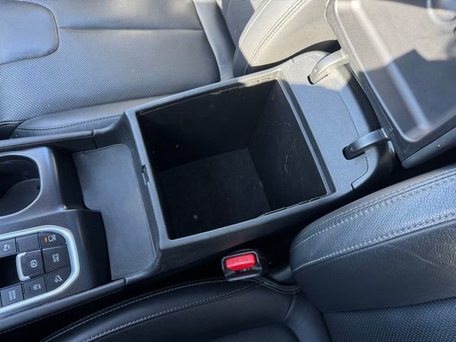 Used 2020 Hyundai Santa Fe Limited image 23