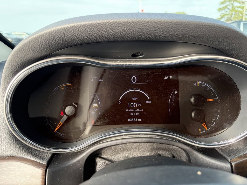 Used 2018 Jeep Grand Cherokee Limited w/ Luxury Group II image 11