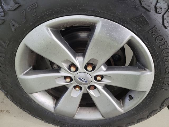 Used 2014 Ford F150 FX4 w/ Equipment Group 402A Luxury image 33