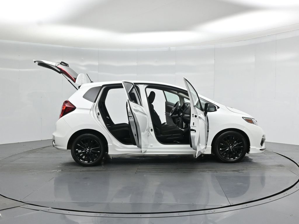 Used 2018 Honda Fit Sport image 3