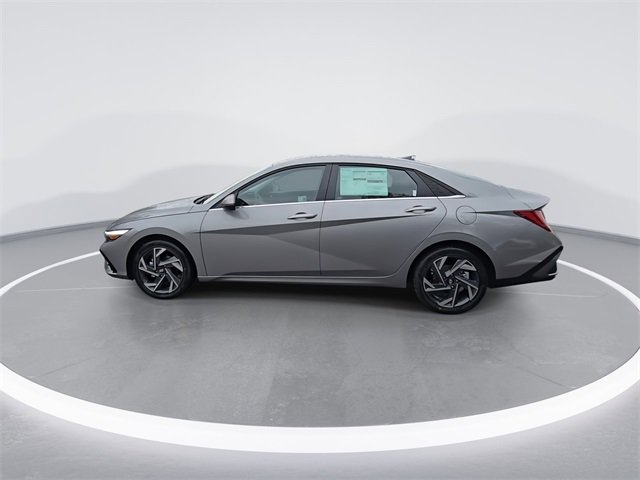New 2025 Hyundai Elantra Limited image 6