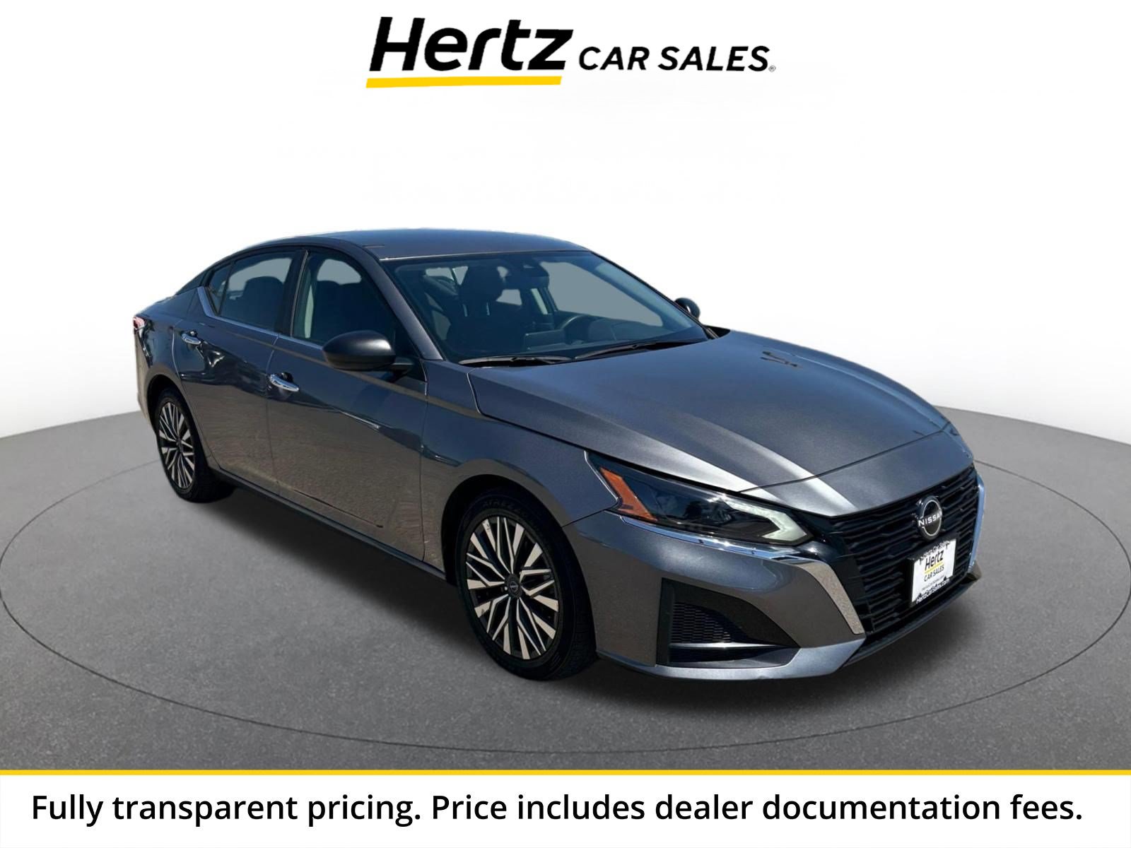 Used 2024 Nissan Altima 2.5 SV FWD image 1