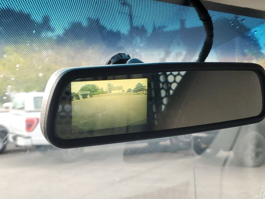 Used 2015 Chevrolet Express 2500 w/ Express Access Plus Package image 21