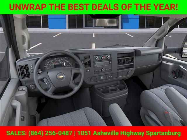 New 2025 Chevrolet Express 3500 w/ Power Convenience Package image 15