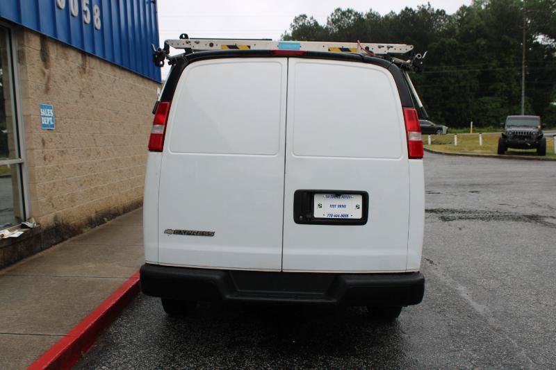 Used 2020 Chevrolet Express 2500 w/ Communications Package RWD image 5