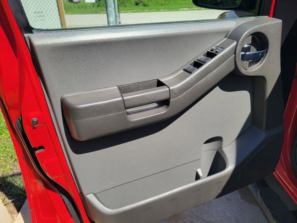 Used 2008 Nissan Xterra S w/ Tow Pkg RWD image 8