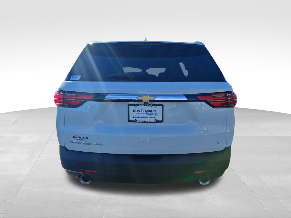 Used 2023 Chevrolet Traverse LT w/ LPO, Floor Liner Package AWD/4WD image 5