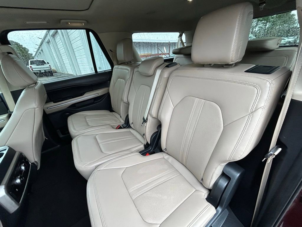 Used 2024 Ford Expedition Max Limited image 19