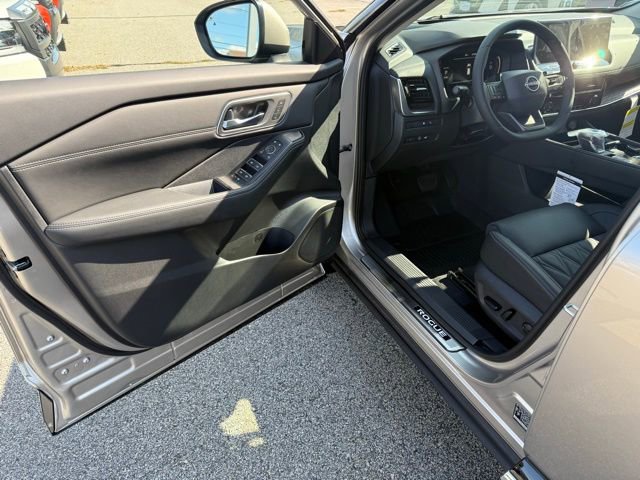 New 2026 Nissan Rogue Platinum image 16