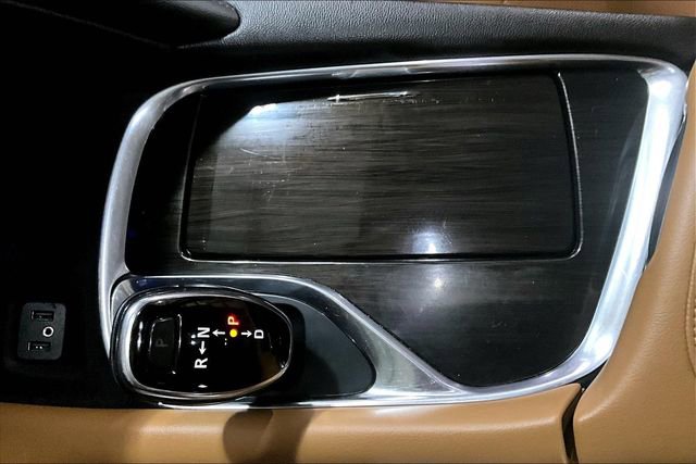 Used 2018 Buick Enclave Essence w/ Trailering Package image 32