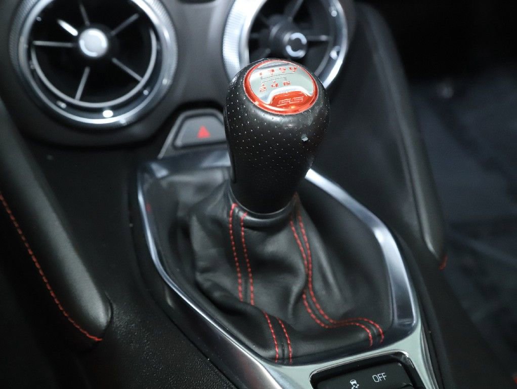 Used 2021 Chevrolet Camaro SS image 30