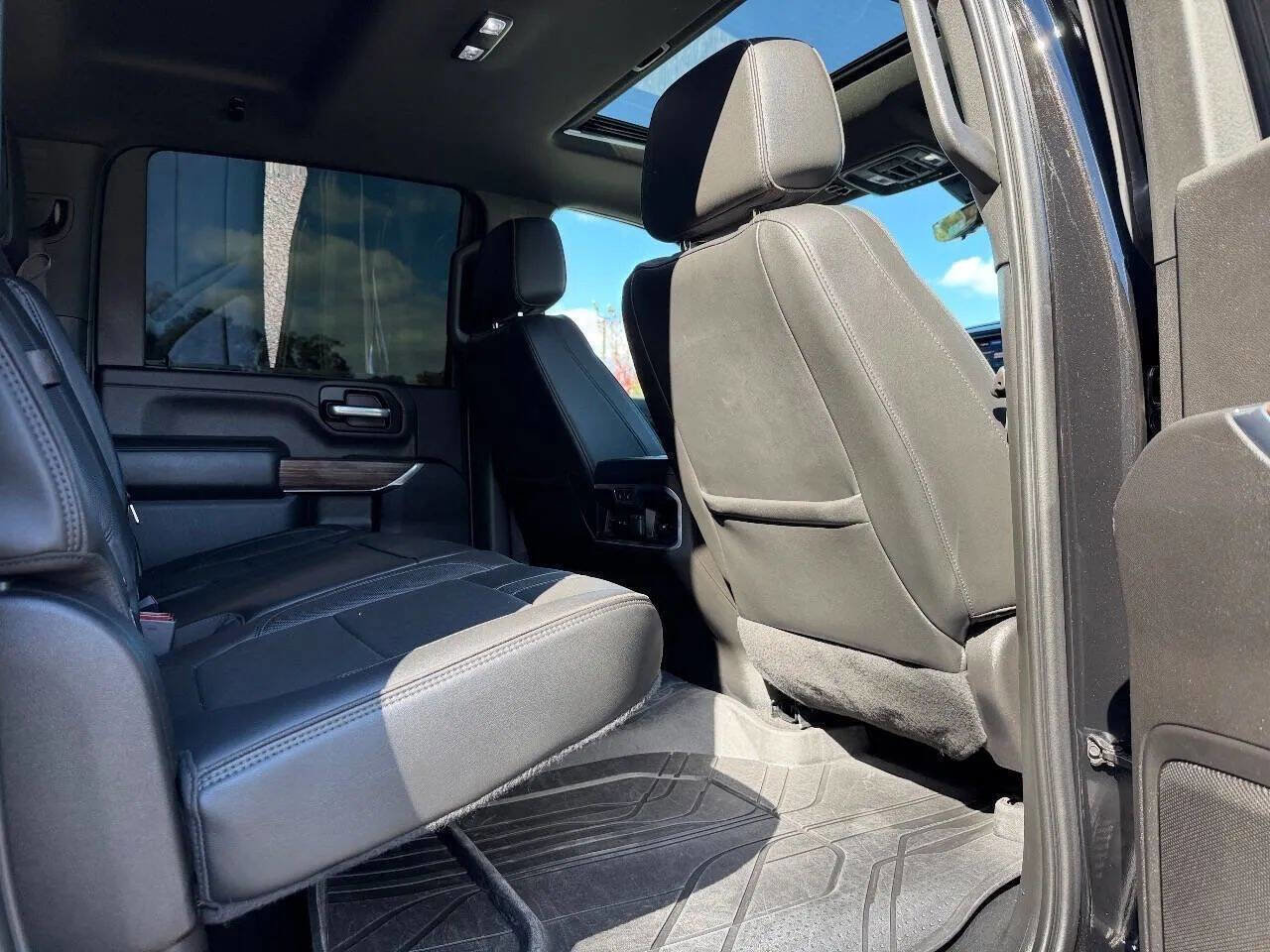 Used 2023 Chevrolet Silverado 3500 High Country image 20