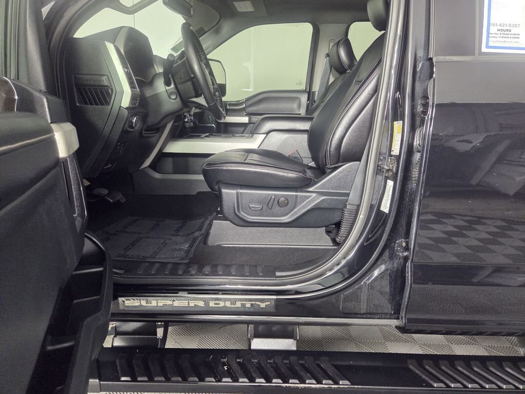 Used 2020 Ford F250 Lariat image 11