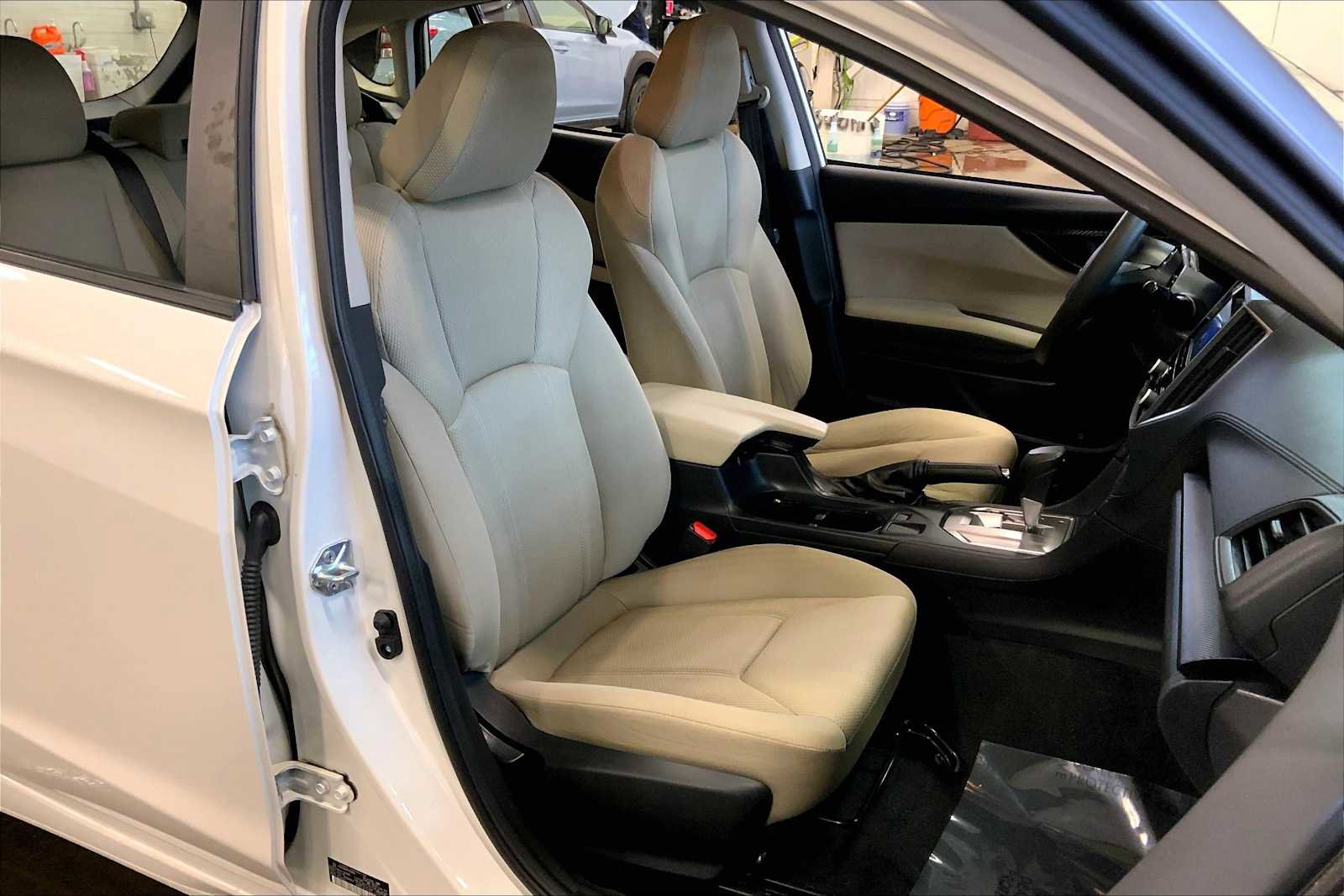 Used 2023 Subaru Impreza 2.0i image 9