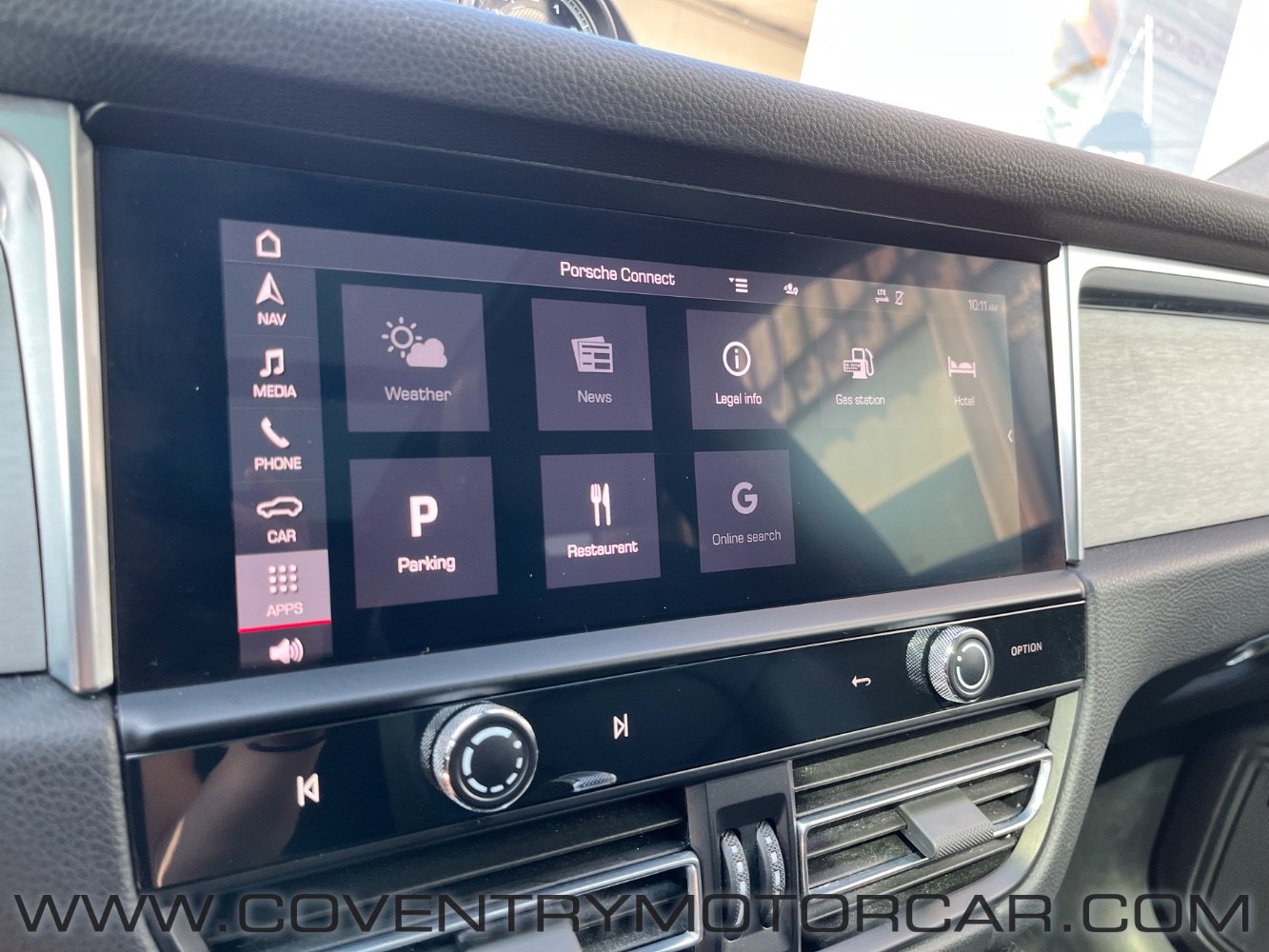 Used 2022 Porsche Macan image 24