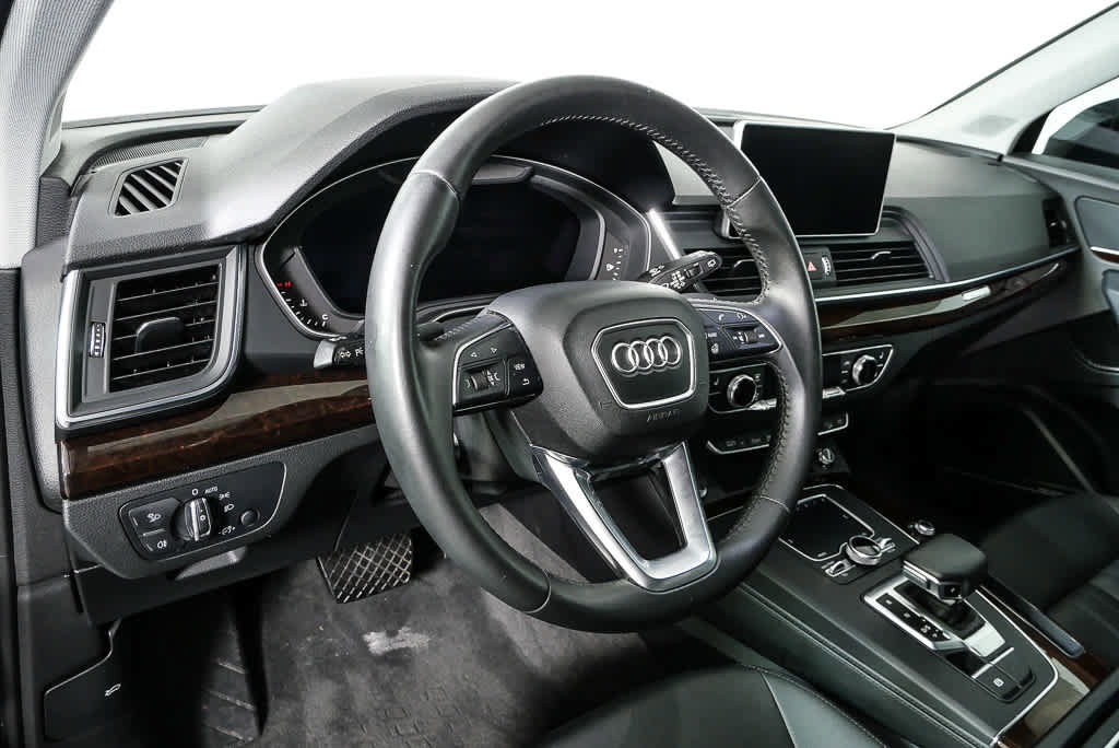 Used 2019 Audi Q5 2.0T Premium Plus w/ Premium Plus Package AWD/4WD image 4