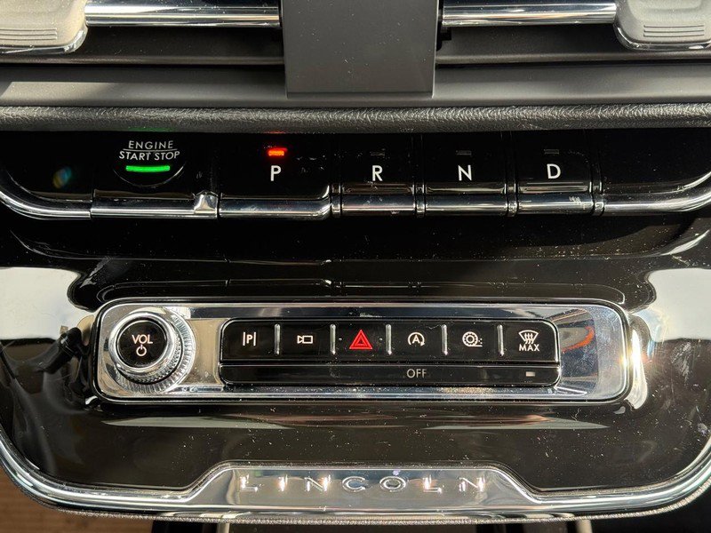 New 2026 Lincoln Corsair Reserve image 13