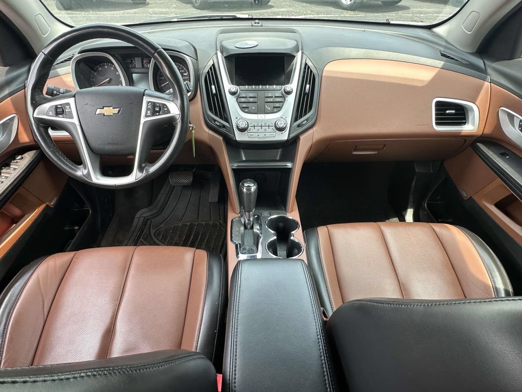 Used 2016 Chevrolet Equinox LTZ w/ Enhanced Convenience Package FWD image 12