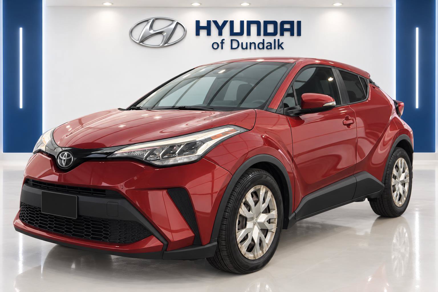 Used 2020 Toyota C-HR LE FWD image 1