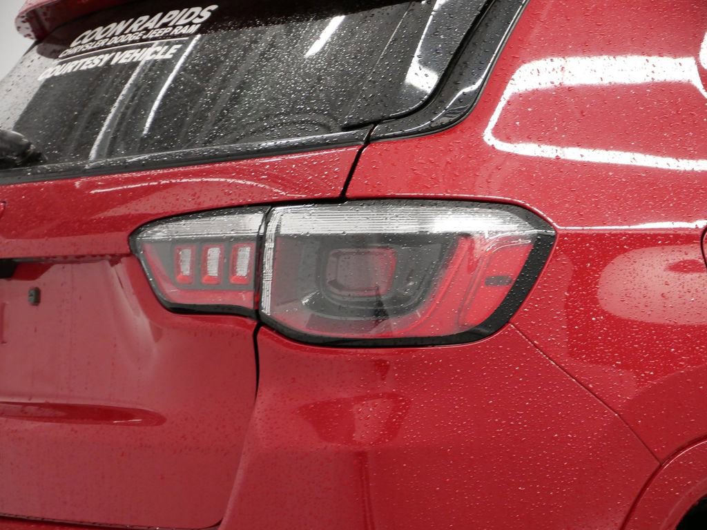 Certified 2023 Jeep Compass Limited image 19