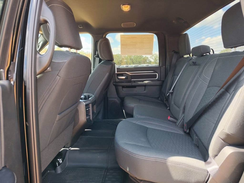 New 2025 RAM 2500 Big Horn AWD/4WD image 33