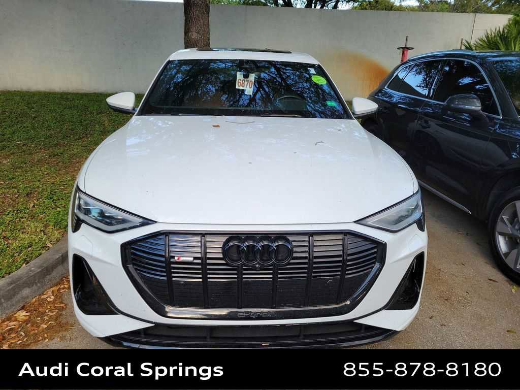 Certified 2023 Audi e-tron Premium Plus w/ Premium Plus Package image 8