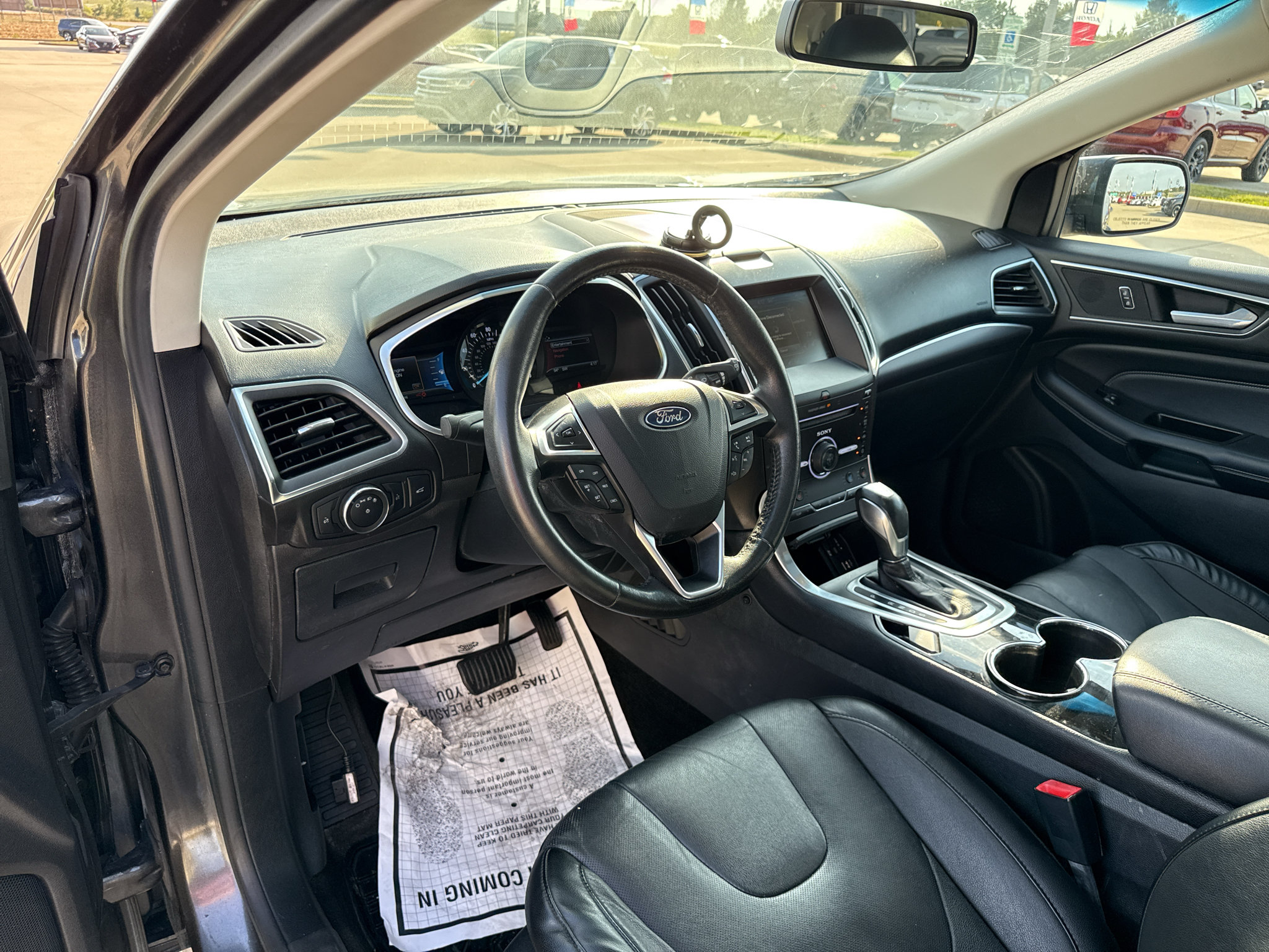 Used 2015 Ford Edge Titanium w/ Equipment Group 301A AWD/4WD image 16