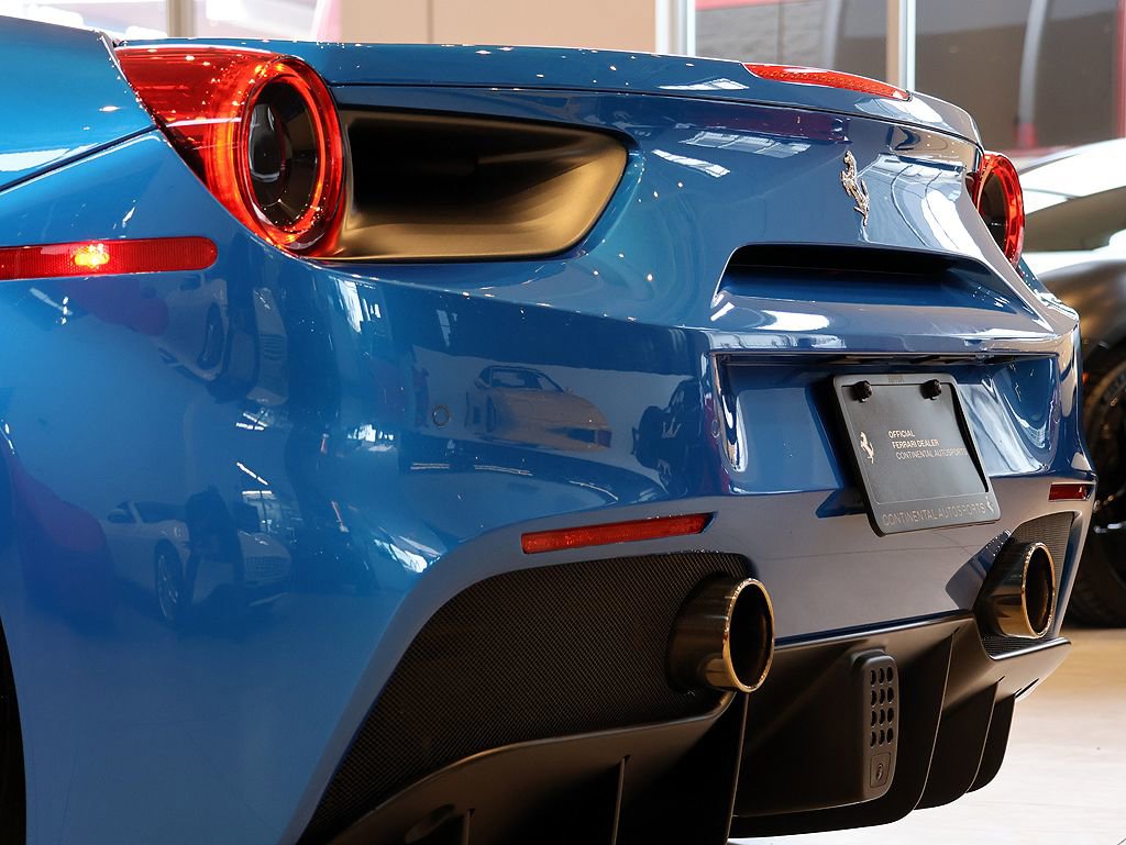 Certified 2017 Ferrari 488 Spider RWD image 59
