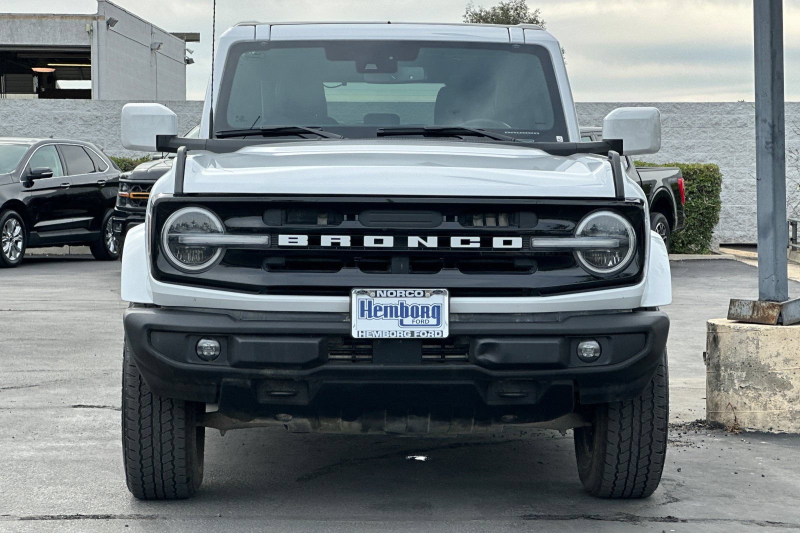 Used 2025 Ford Bronco Outer Banks AWD/4WD image 9