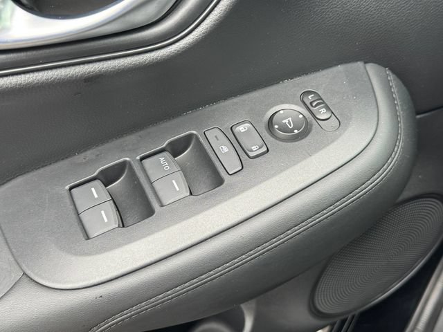 Certified 2026 Honda HR-V LX image 29