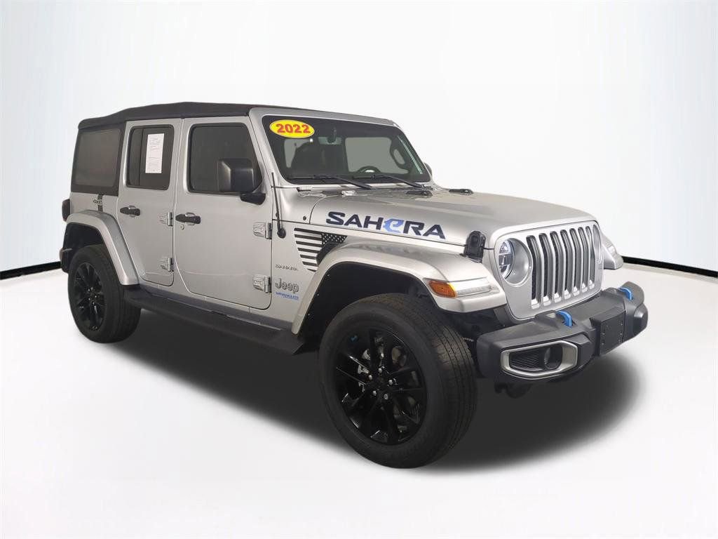 Used 2022 Jeep Wrangler Unlimited Sahara image 2