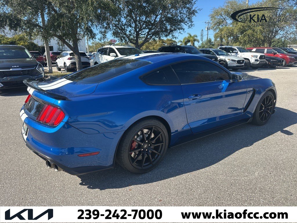 Used 2017 Ford Mustang Shelby GT350 image 4