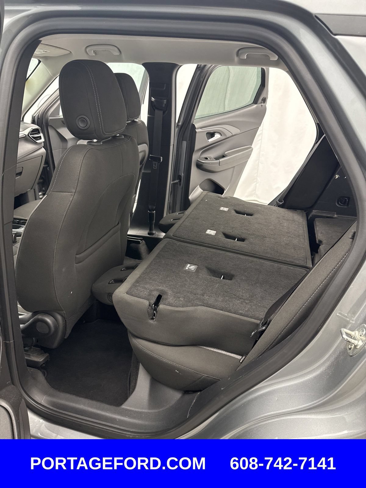 Used 2025 Chevrolet TrailBlazer LT AWD/4WD image 36