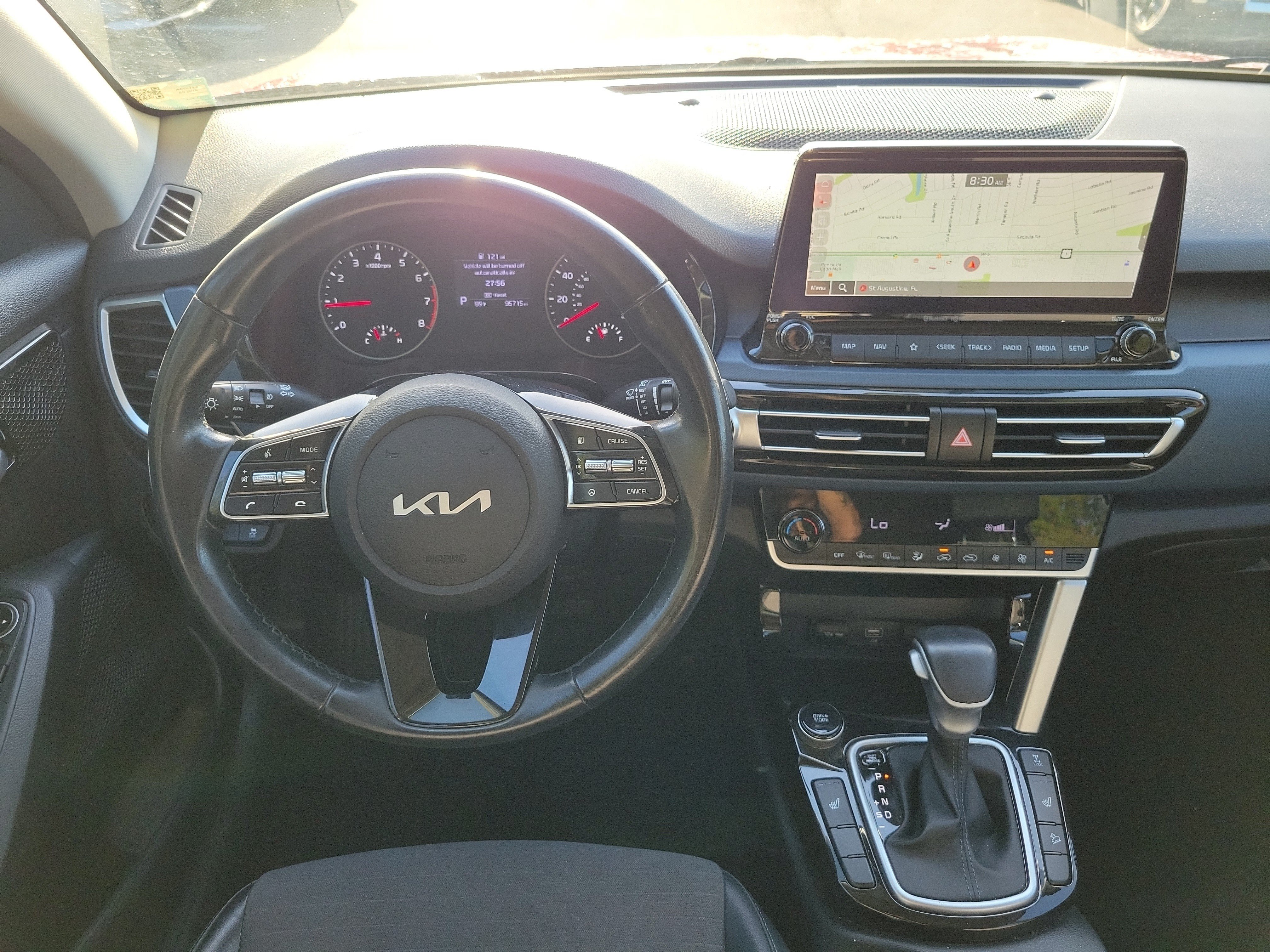 Used 2023 Kia Seltos S w/ Navigation Package AWD/4WD image 18