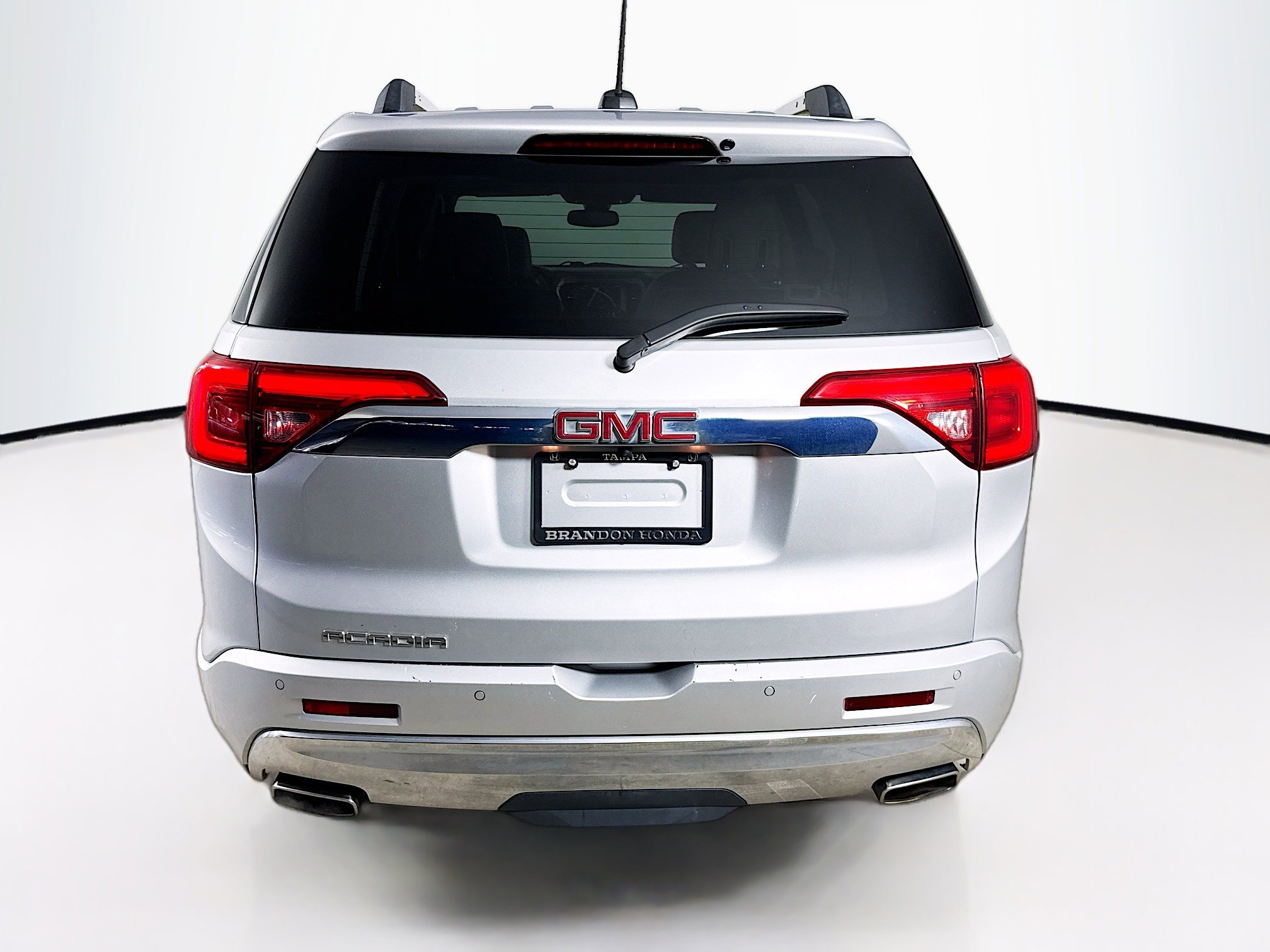 Used 2018 GMC Acadia Denali w/ Technology Package image 32