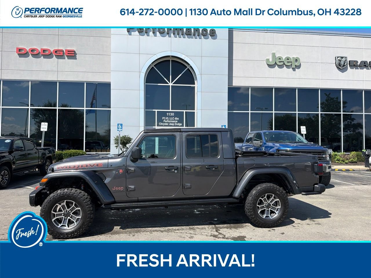 Certified 2025 Jeep Gladiator Mojave AWD/4WD image 5