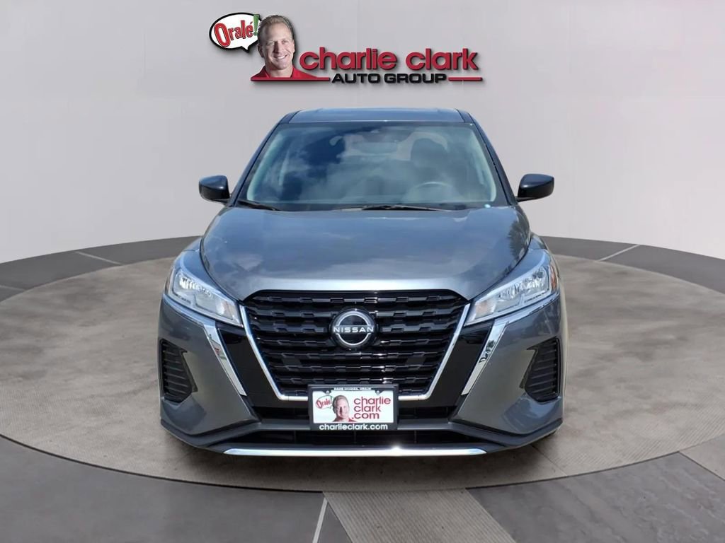 Used 2025 Nissan Kicks Play S image 8