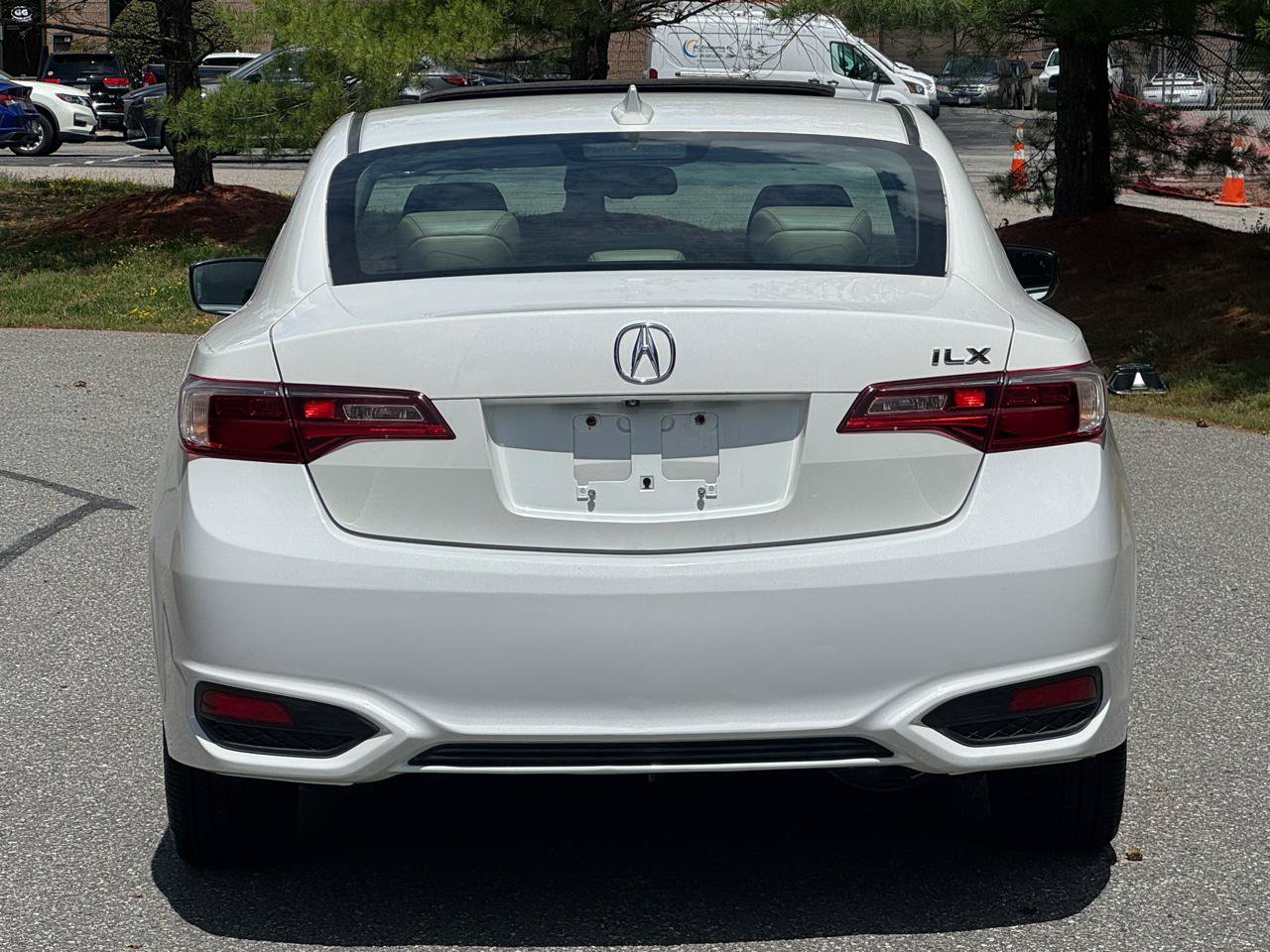 Used 2016 Acura ILX FWD image 5