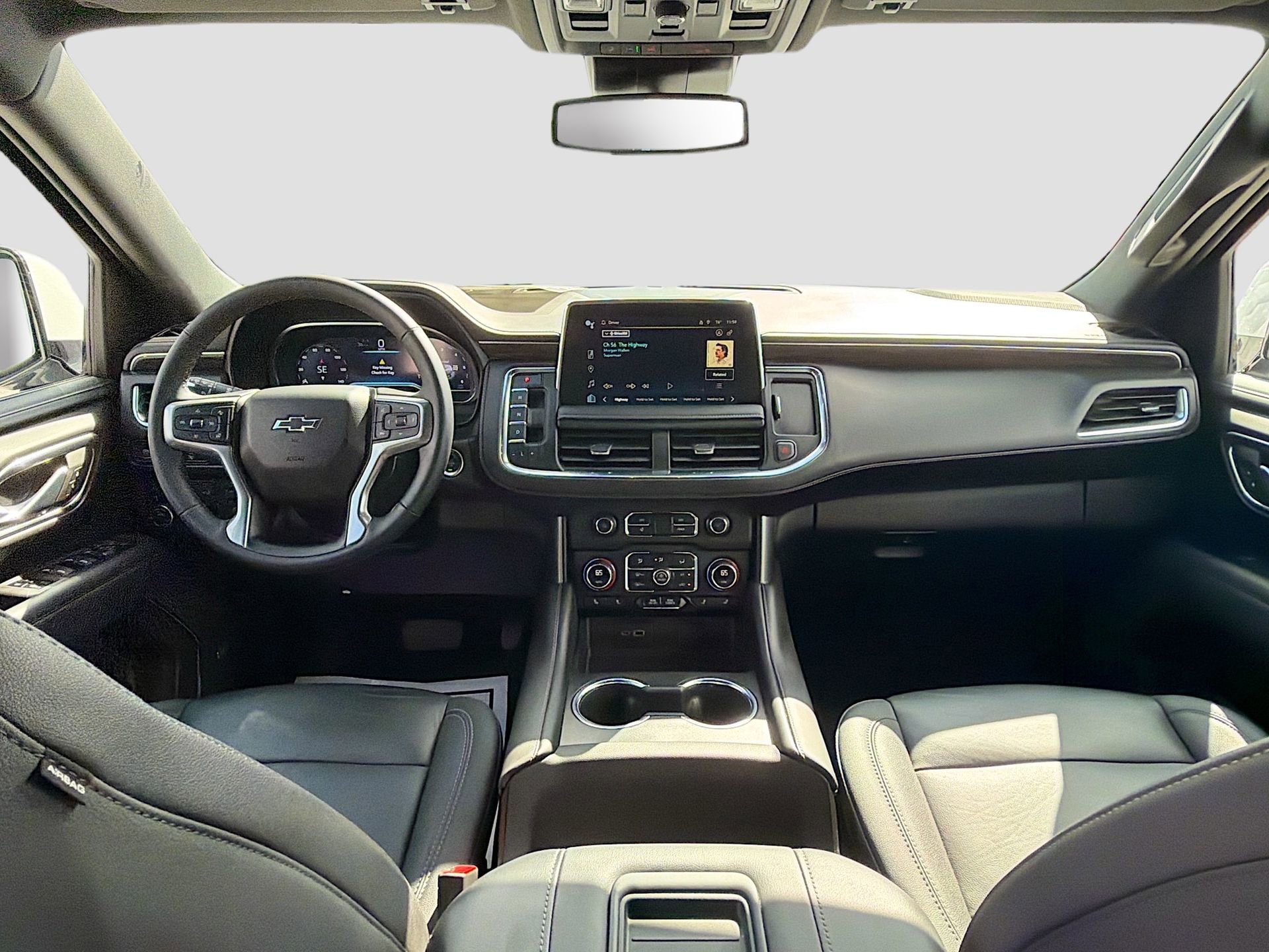 Used 2024 Chevrolet Suburban Z71 w/ Luxury Package image 18