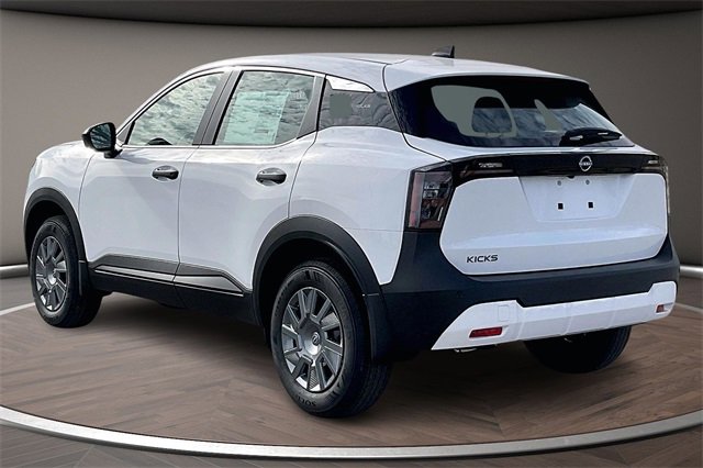 New 2026 Nissan Kicks S image 3
