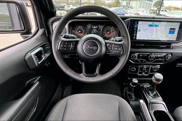 Used 2024 Jeep Wrangler Sport S AWD/4WD image 8