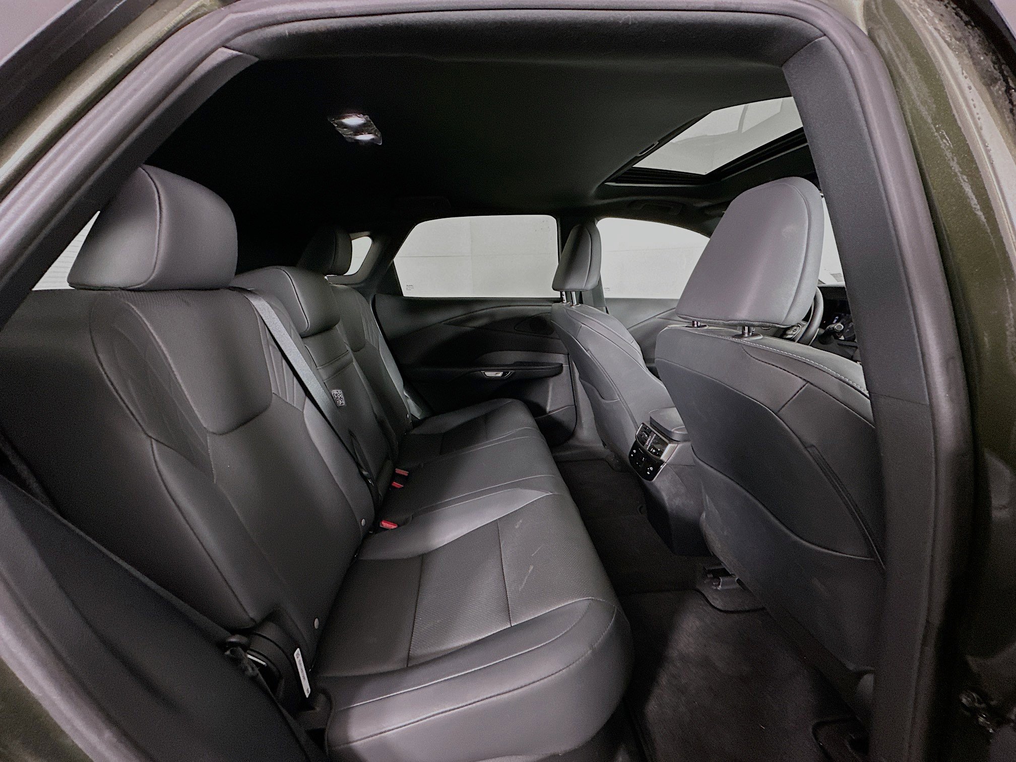 Used 2024 Lexus RX 350 AWD image 31