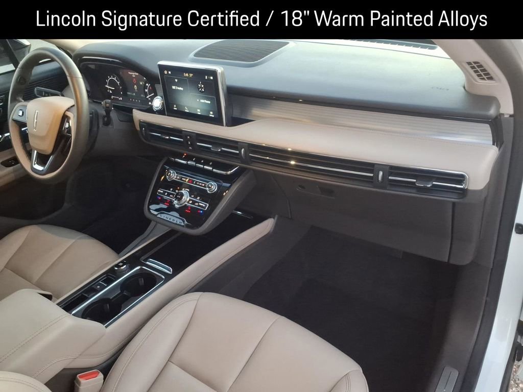 Certified 2022 Lincoln Corsair FWD image 12