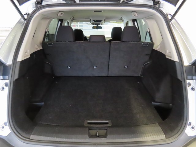 Used 2023 Nissan Rogue SV image 32