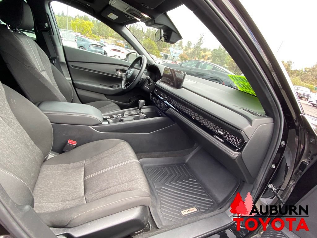 Used 2023 Honda Accord Sport image 12