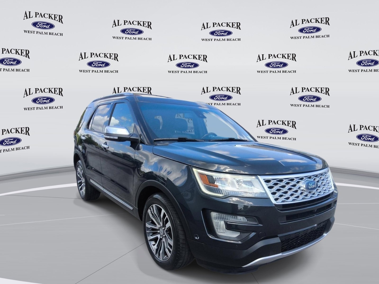 Used 2017 Ford Explorer Platinum image 7