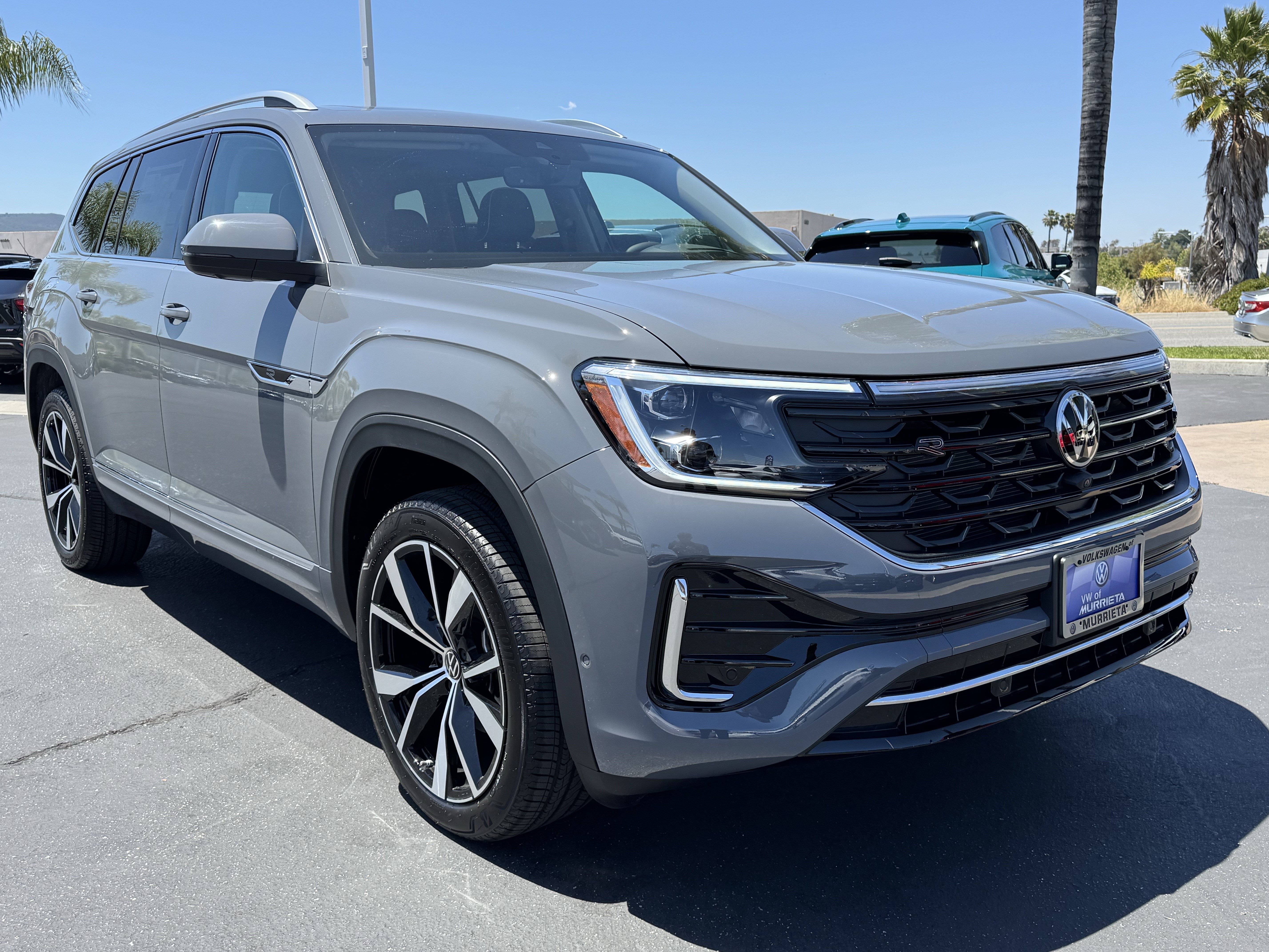 New 2026 Volkswagen Atlas SEL Premium R-Line AWD/4WD image 2
